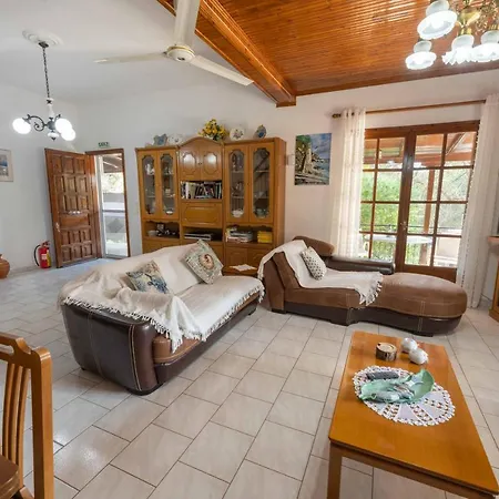 House Of Dimitra Villa *